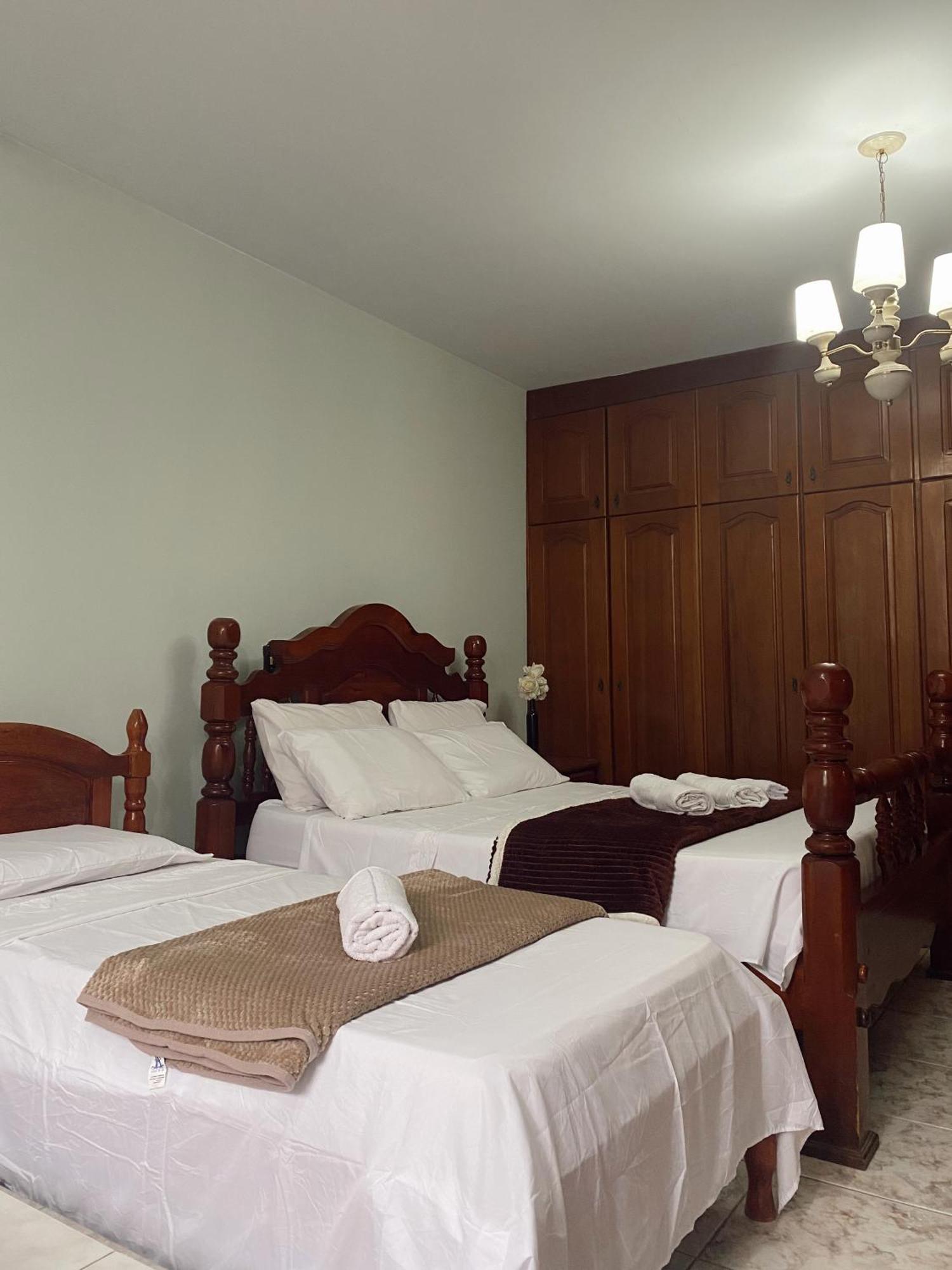 Triana Guest House Foz do Iguacu Bagian luar foto
