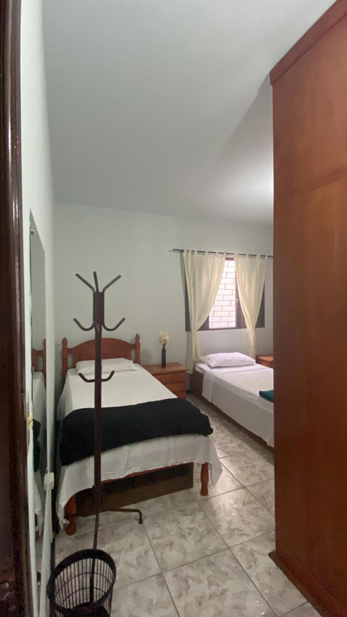 Triana Guest House Foz do Iguacu Bagian luar foto
