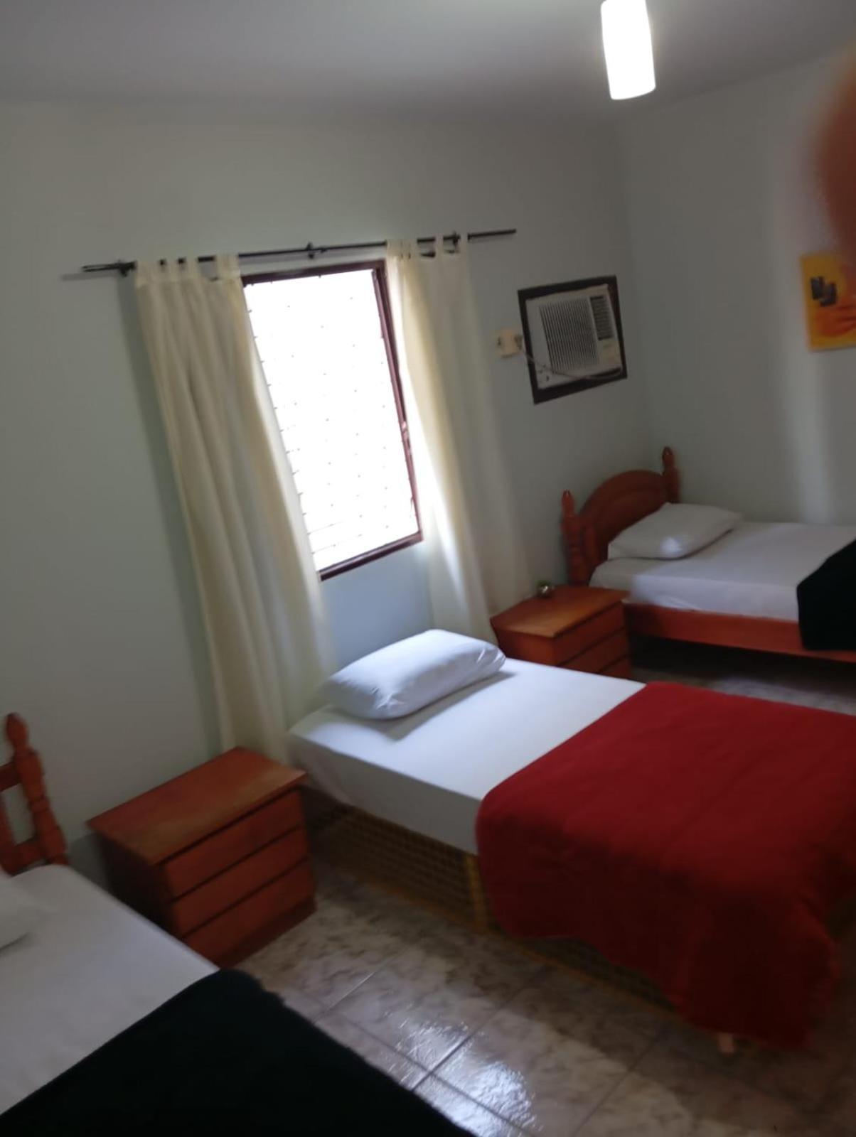 Triana Guest House Foz do Iguacu Bagian luar foto